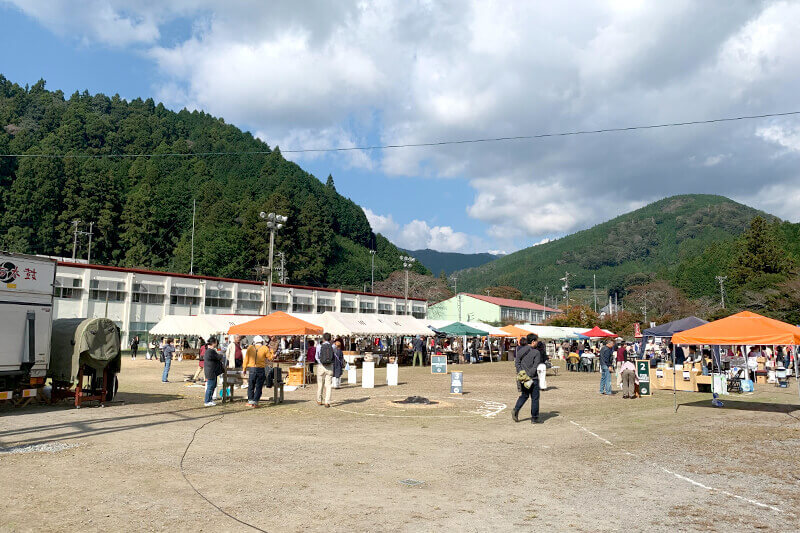 浜松をドライブ！car trip 浜松 島田市 島田市山村都市交流センターささま ささま国際陶芸祭への旅