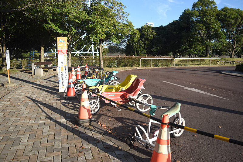 浜松をドライブ！car trip 浜松 石人の星 公園 モアイ 遊具