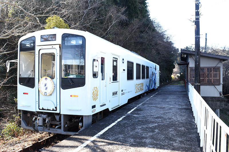 天竜浜名湖鉄道二俣本町駅 大河ドラマ どうする家康 ラッピングトレイン