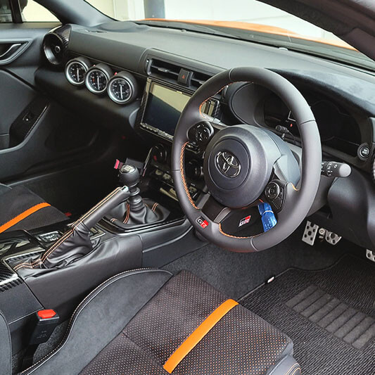 GR86にカーボンパネル取付！ - セカンドステージブログ