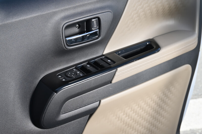 【新商品】日産 ルークス(BB型)、三菱 デリカミニ(BA型)に対応する商品が新登場！！