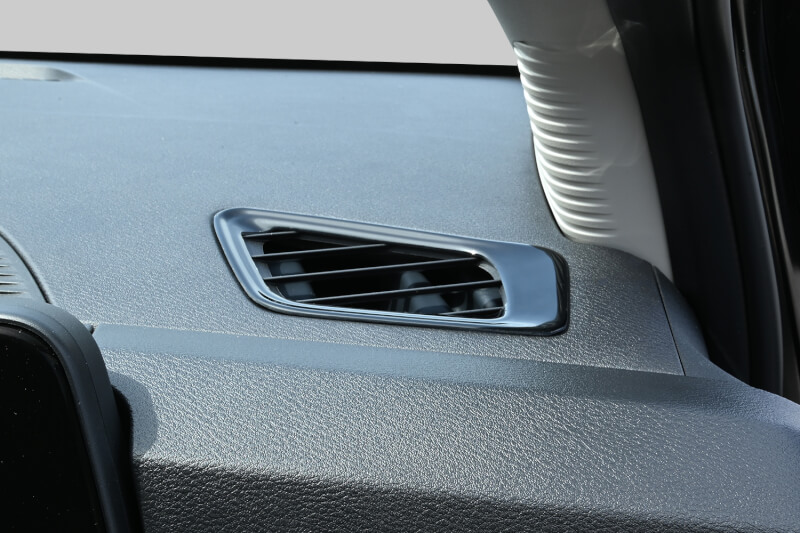 【新商品】日産 ノートE13に対応する商品が新登場!!
